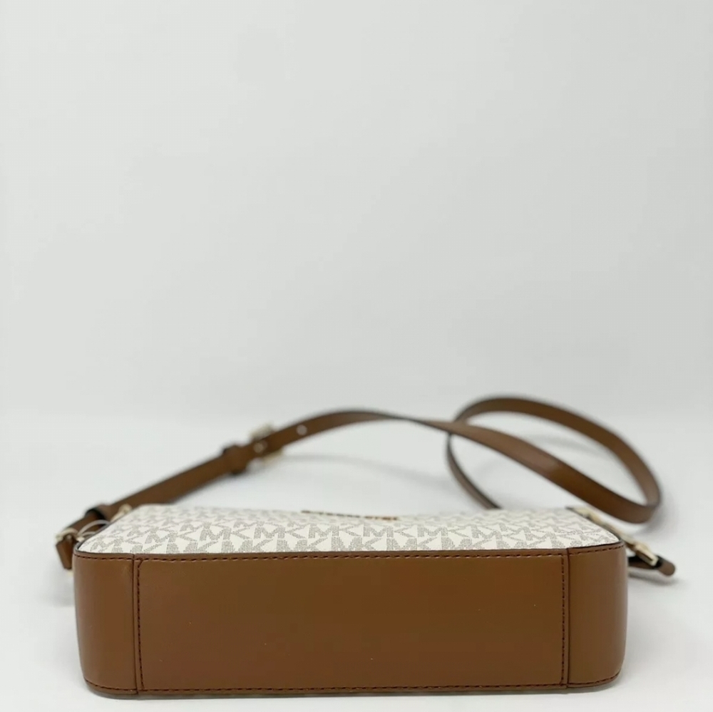 Michael kors Jet Set Travel Medium Pouchette Crossbody - Picture 5 of 5